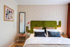 ECRU Eclectic City Apartment near Old Town WWA5